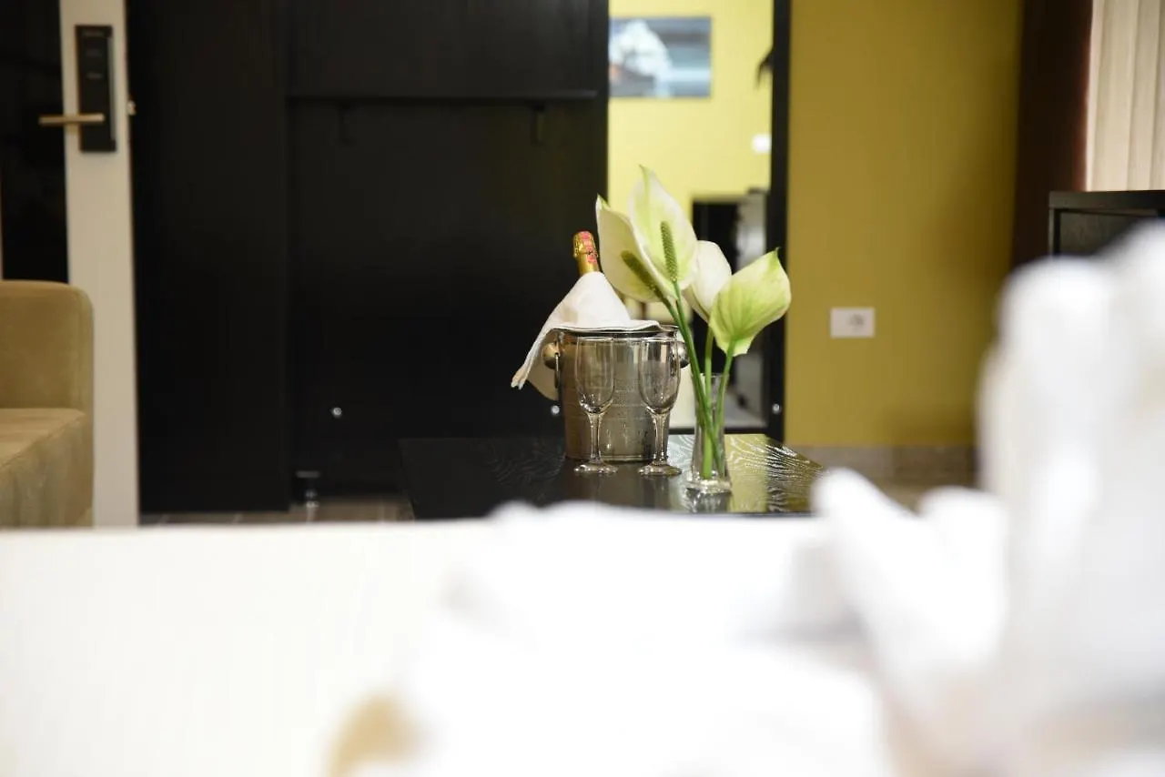 Monte Mare Hotel Влёра 4*,