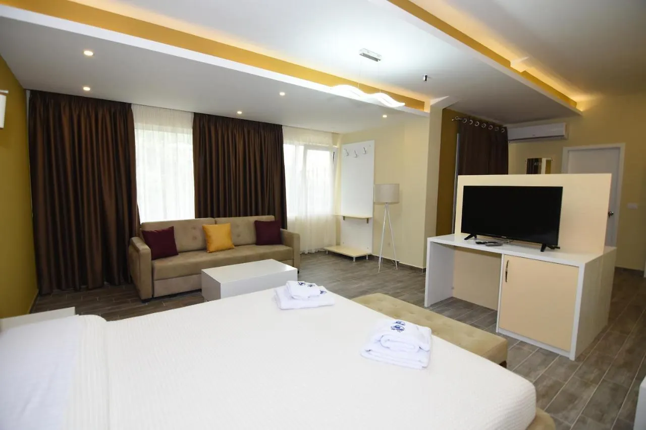 Monte Mare Hotel Влёра